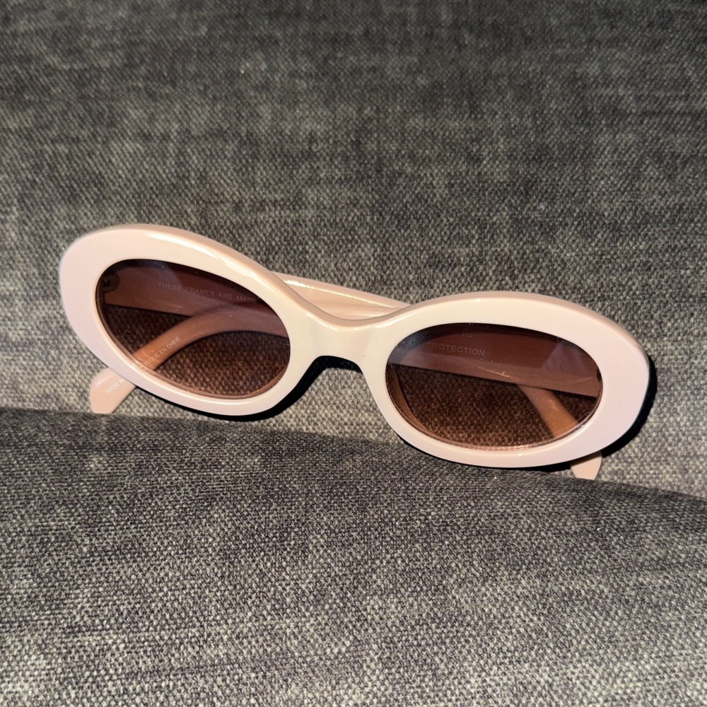 Chic Beige Oval Sunglasses